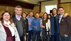 A Teleház néhány lelkes tagja - büszke tanárukkal