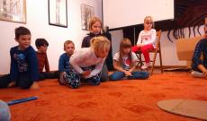 Játék az üveggolyókkal Játék az üveggolyókkal