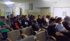 Gimnáziumban áhítat Gimnáziumban áhítat