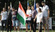 A magyar csapat a teremfoci-bajnokság ezüstérmese A magyar csapat a teremfoci-bajnokság ezüstérmese