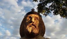 Szent László arcán a derű Szent László arcán a derű