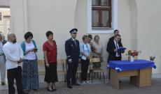 Dr. Gál László igazgató az iskola ünnepélyes megnyitóján Dr. Gál László igazgató az iskola ünnepélyes megnyitóján