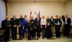 A 11 erdélyi kitüntetett