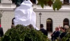 Az avatás pillanata