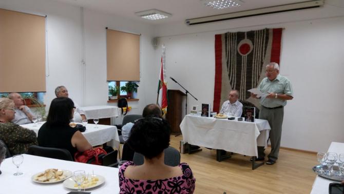 Vezényelt történelem könyvbemutató